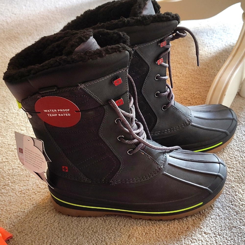 Swiss Tech Winter Boots